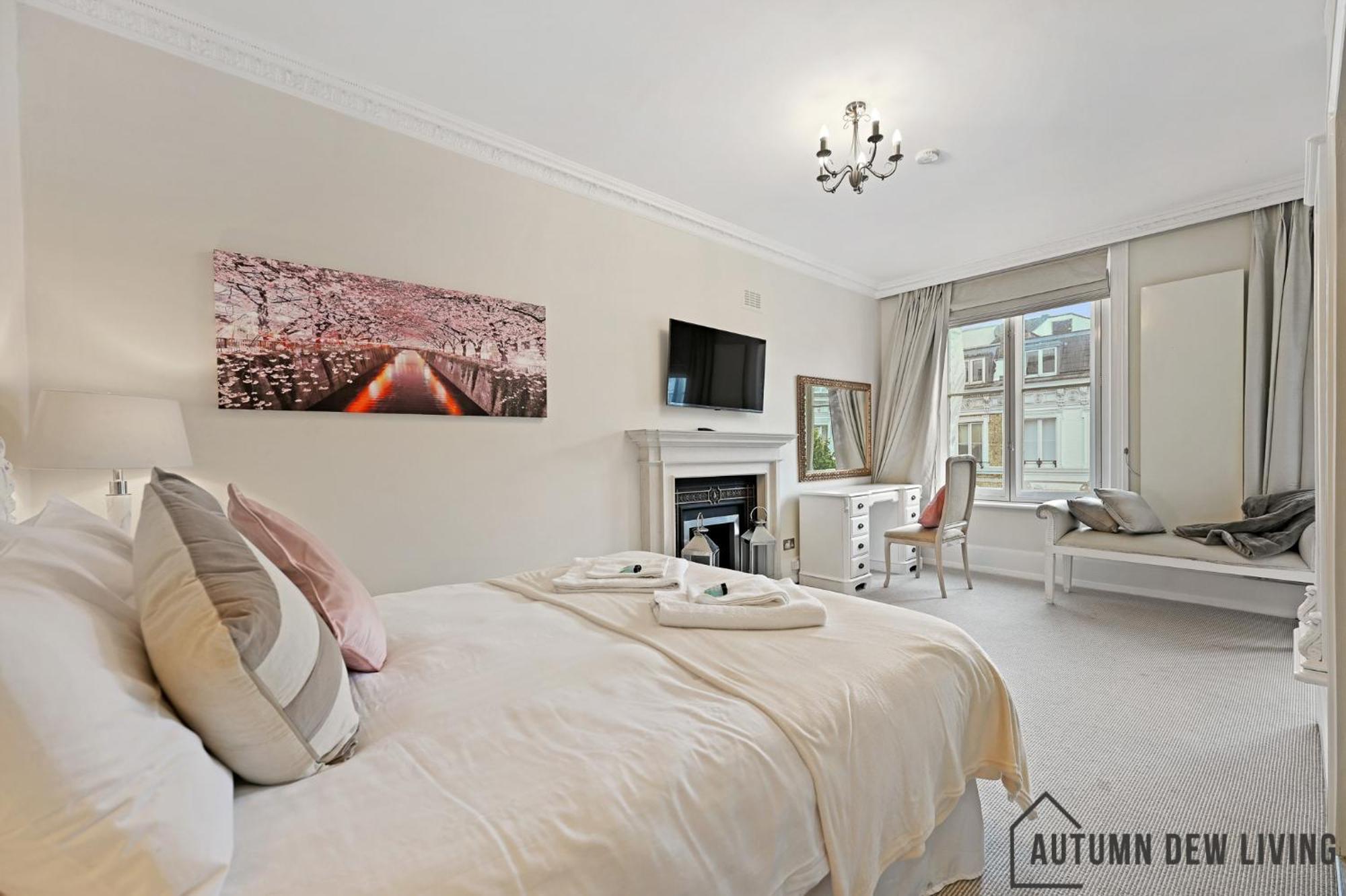 Beautiful 2 King Size Beds 2 Bath- Sleeps 5 In Earls Court Lägenhet London Exteriör bild